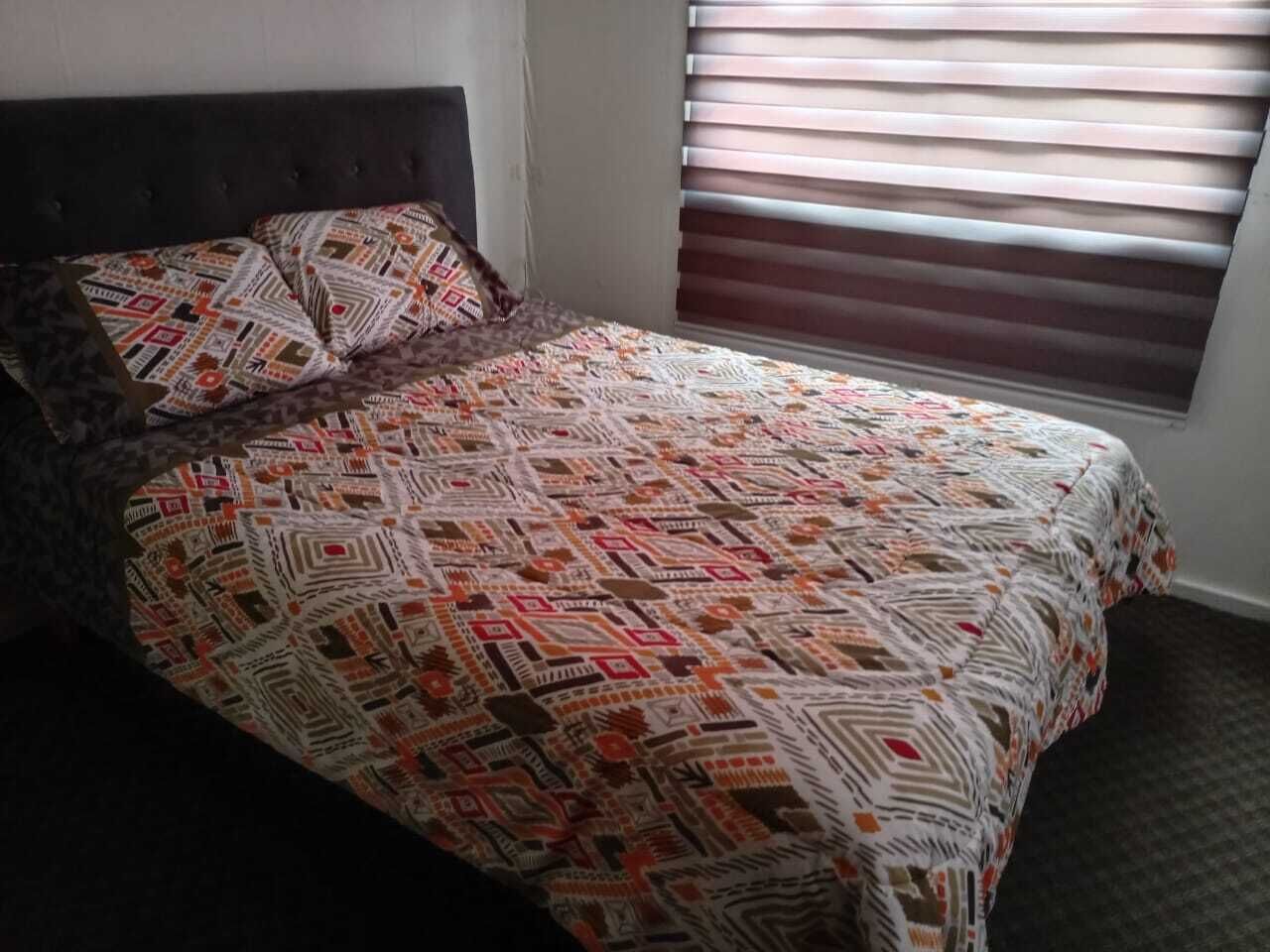 4 間睡房、床單