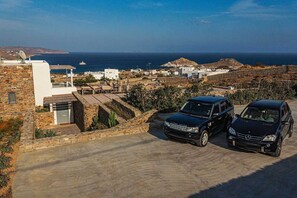 Exterior - Luxury Private Villa with swimming pool, Jacuzzi ,sea-view at best location!! (Kalafati)