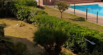 Apartment 50m from the sea in a residence with swimming pool