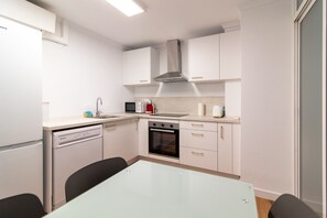 Fridge, microwave, oven, dishwasher