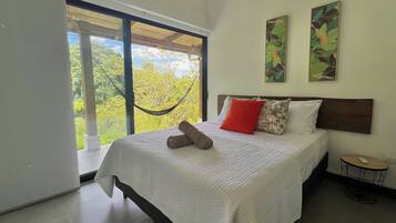 2 chambres, coffres-forts dans les chambres, Wi-Fi gratuit