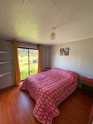 Family Cabin, Mountain View | Bed sheets - cabañas nuevo amanecer paillaco valdivia (Paillaco)