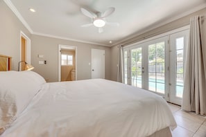 3 bedrooms, iron/ironing board, internet, bed sheets