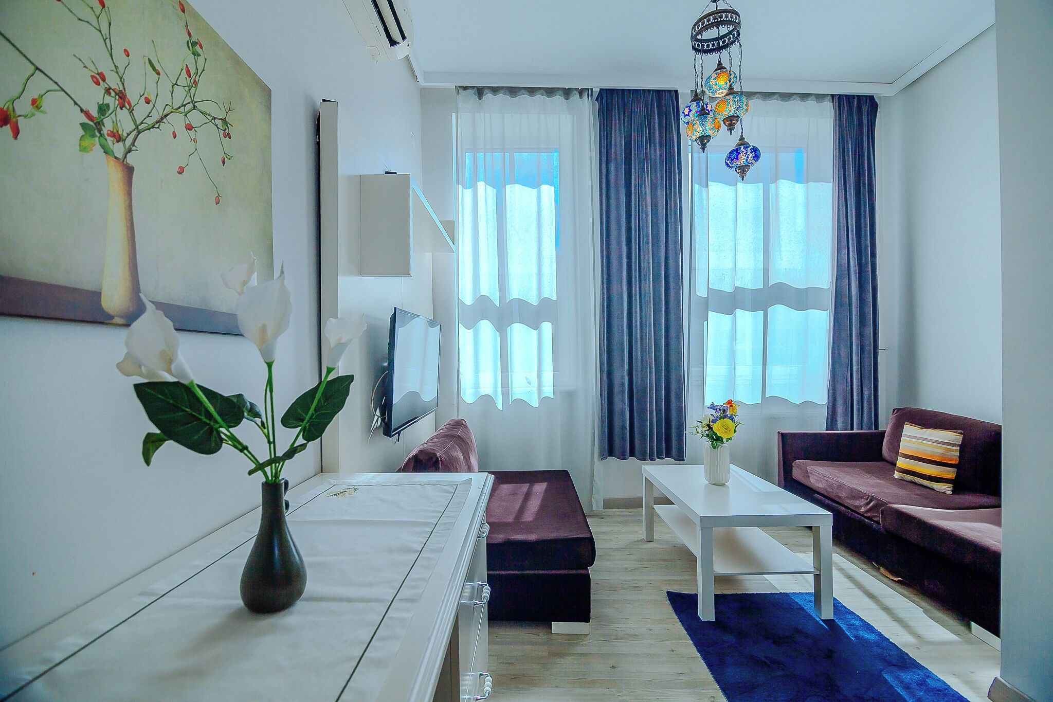 Superior Apartment | Desk, iron/ironing board, free cribs/infant beds, rollaway beds