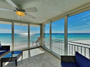 Condo (3 Bedrooms) | Property amenity