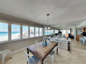 Condo (3 Bedrooms) | Servicio de la propiedad