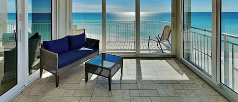 Condo (3 Bedrooms) | Property amenity