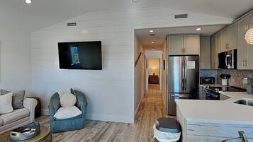 開放式客房 (3 Bedrooms) | 住宿設施服務