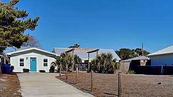 開放式客房 (3 Bedrooms) | 住宿設施服務