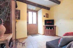 Smart TV - RelaxHouse just 1h from Florence, 45 min from Pistoia and 10 min from Bagni di Lucca (Popiglio)