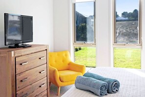 4 dormitorios, tabla de planchar con plancha, wifi y ropa de cama