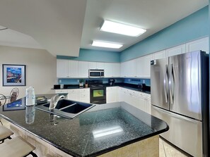 Condo (2 Bedrooms) | Property amenity