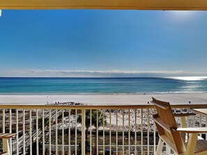 Condo (3 Bedrooms) | Servicio de la propiedad