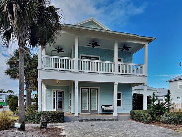 Front of property - Frangista Sanctuary (Miramar Beach)