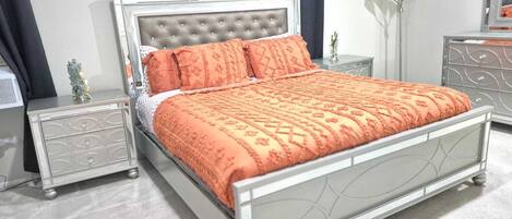 1 makuuhuone, tallelokero huoneessa, silitysrauta/-lauta, Wi-Fi