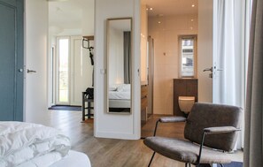 5 camere, culla da viaggio, Wi-Fi gratuito