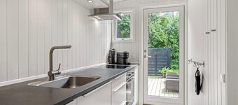 2 bedroom stunning home in Væggerløse