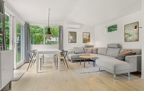 TV connectée, cheminée