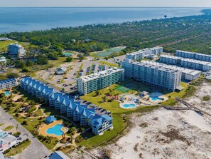 Condo (3 Bedrooms) | Servicio de la propiedad
