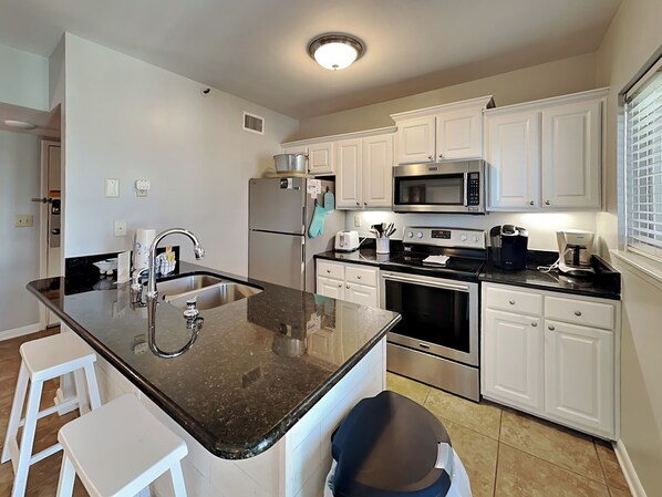 Property amenity - Royal Gulf Beach & Racquet Club #5816 by Southern Vacation Rentals (Gulf Shores)