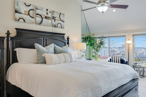 2 bedrooms, iron/ironing board, travel cot, free WiFi