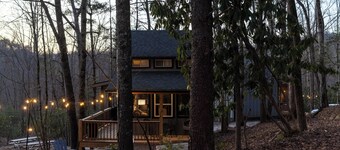 Beautiful Tiny Cabin nestled in the Nantahala National Forest at Lake Nantahala