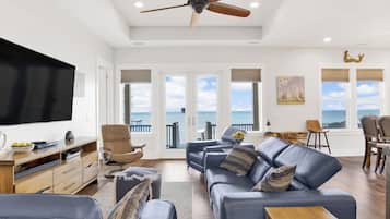 Studio (3 Bedrooms) | Property amenity