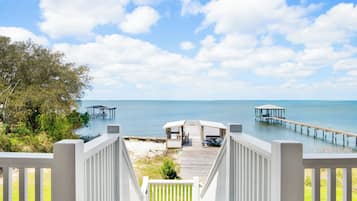 Studio (3 Bedrooms) | Property amenity