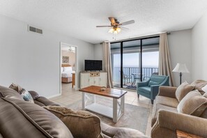 Condo, Multiple Beds (Summerchase 1103) | Living area | TV