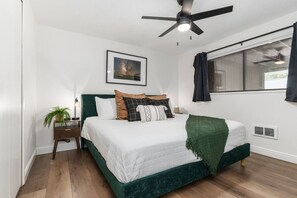 2 bedrooms, WiFi, bed sheets