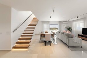 Interior - Lux House - Exclusive Retreat w/ Pool & View (Leiria)