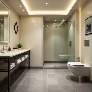 Articles de toilette gratuits, sèche-cheveux, serviettes fournies, savon