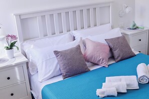 1 slaapkamer, een strijkplank/strijkijzer, wifi, beddengoed