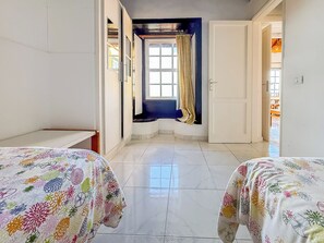 1 quarto
