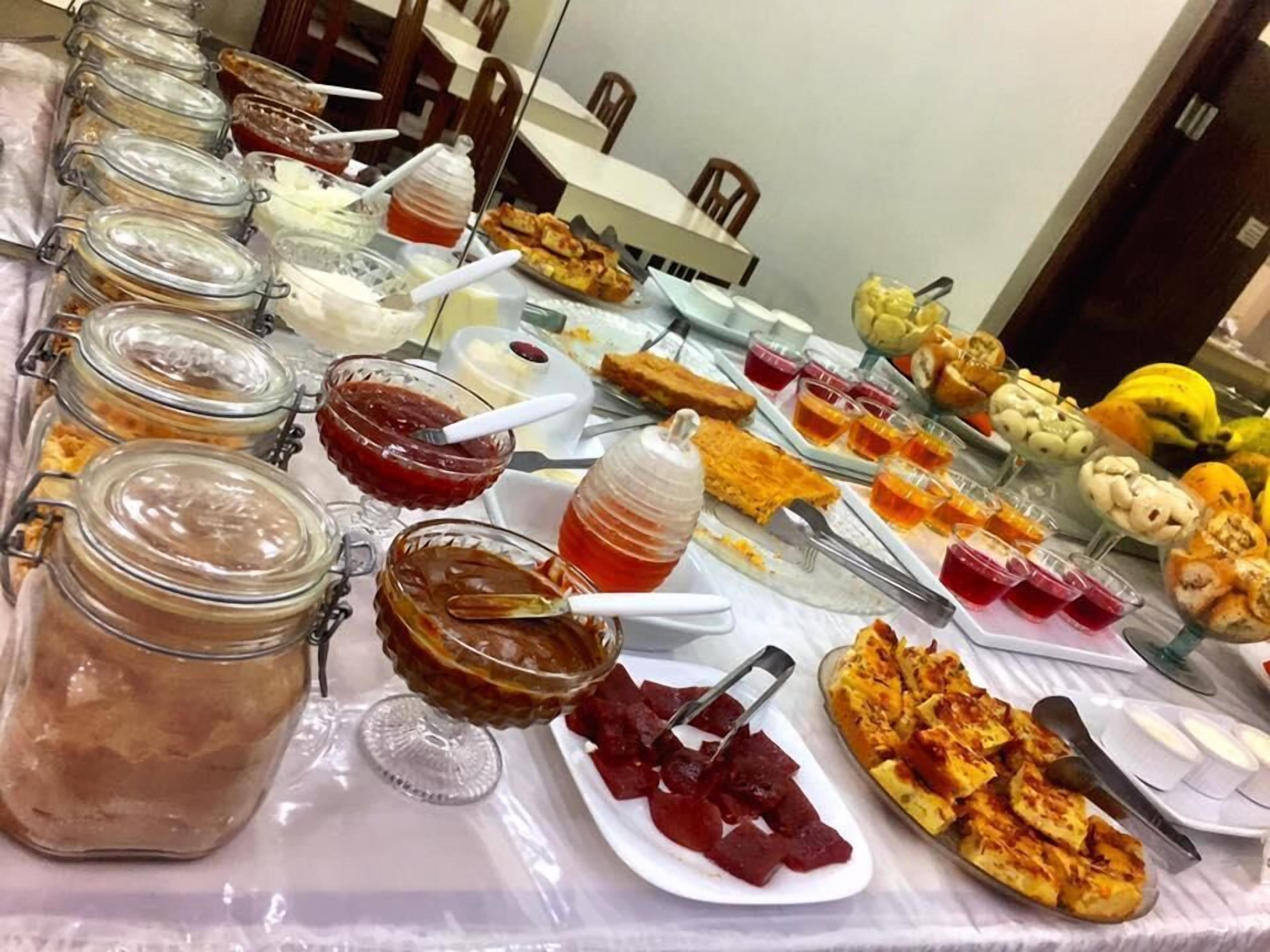 تناول الطعام