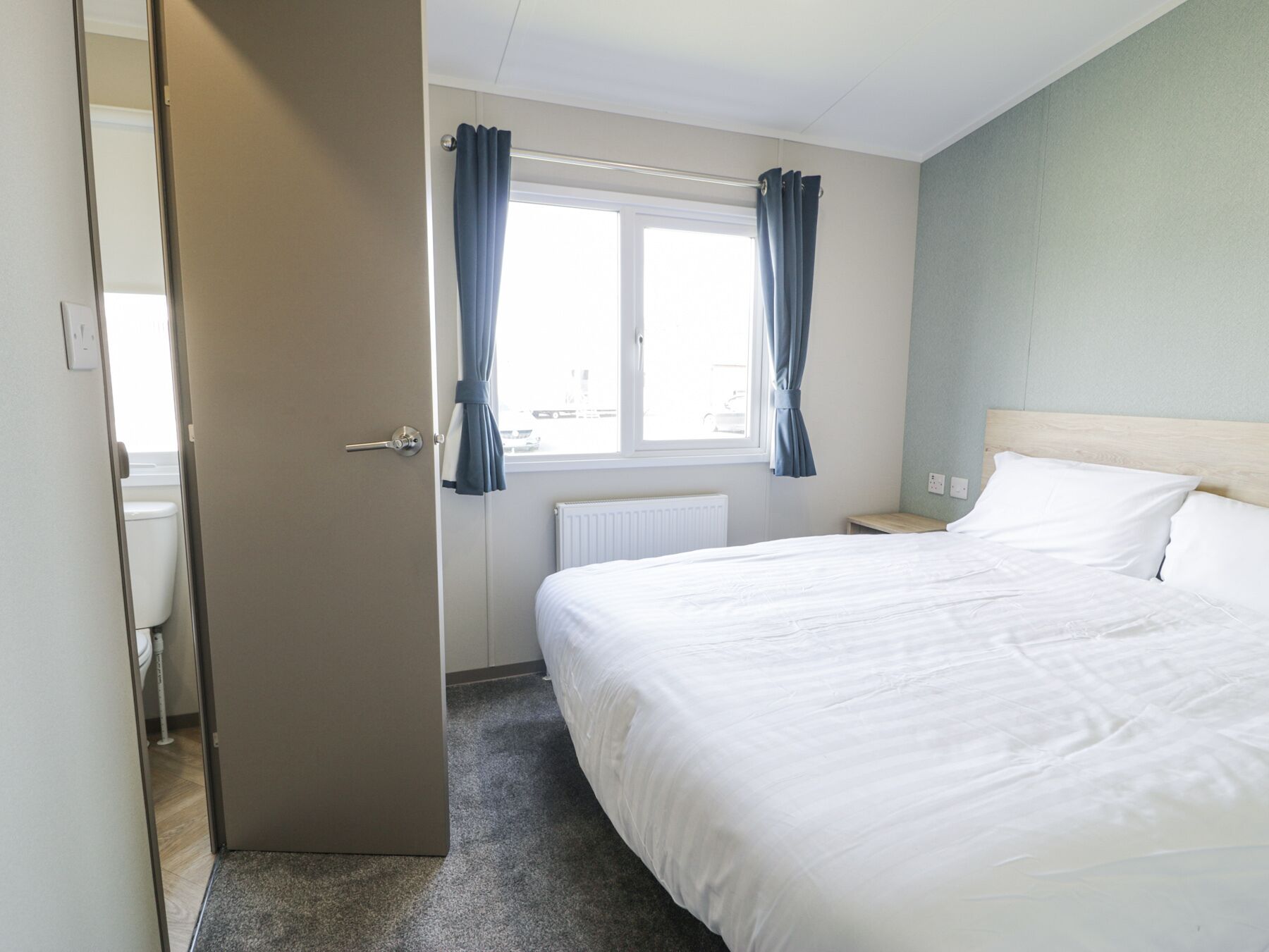 2 bedrooms, individually decorated, individually furnished, free WiFi