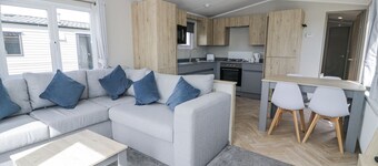 Manor House Gold 2 Bedroom