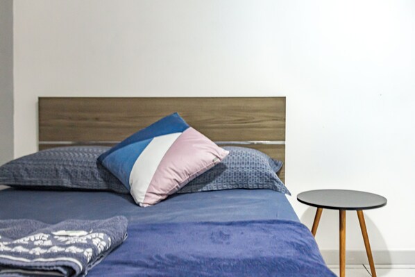 3 quartos, ferros/tábuas de passar roupa, Wi-Fi, roupa de cama