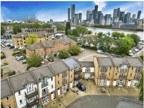 The Quayside Retreat - Uber Boat - Parking - Central