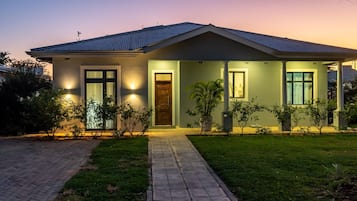 3 bedrooms