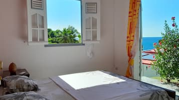 1 chambre, fer et planche Ă repasser, Wi-Fi, draps fournis