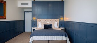 The Pier Hotel