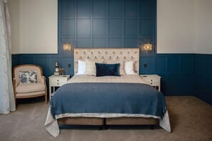 Executive Suite, Balcony, Sea View | In-room safe, iron/ironing board, free WiFi - The Pier Hotel  (Kaikoura)