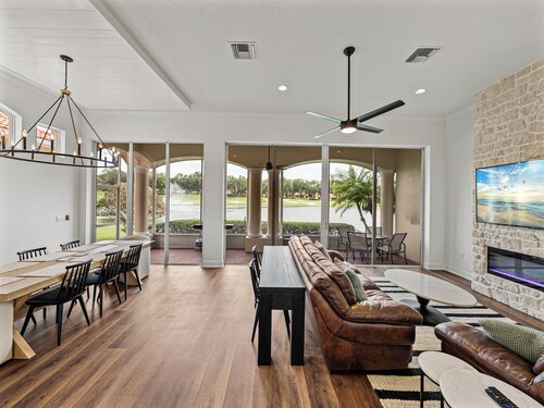 Lake Jovita Golf Course Villa