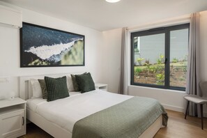 1 habitación, tabla de planchar con plancha, wifi y ropa de cama 