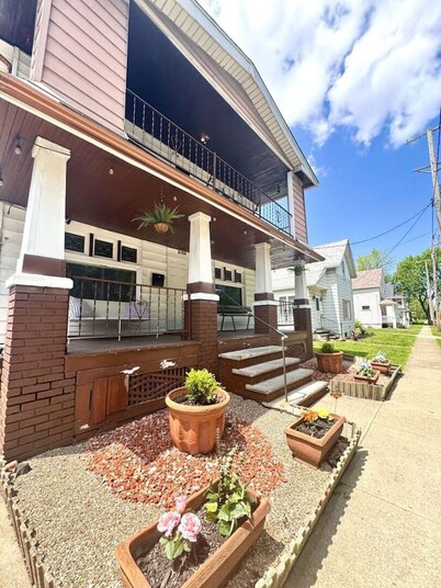 Cleveland Charm on W 15th
