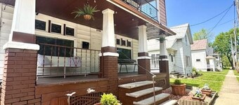 Cleveland Charm on W 15th