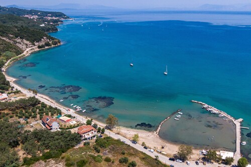Apartment 'Poseidon Garden View' mit Balkon, WLAN und Klimaanlage