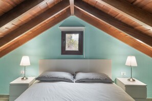 1 bedroom, iron/ironing board, free WiFi, bed sheets - Holiday Home 'Casa Efrén' with Sea View, Private Terrace and Wi-Fi (Unknown)