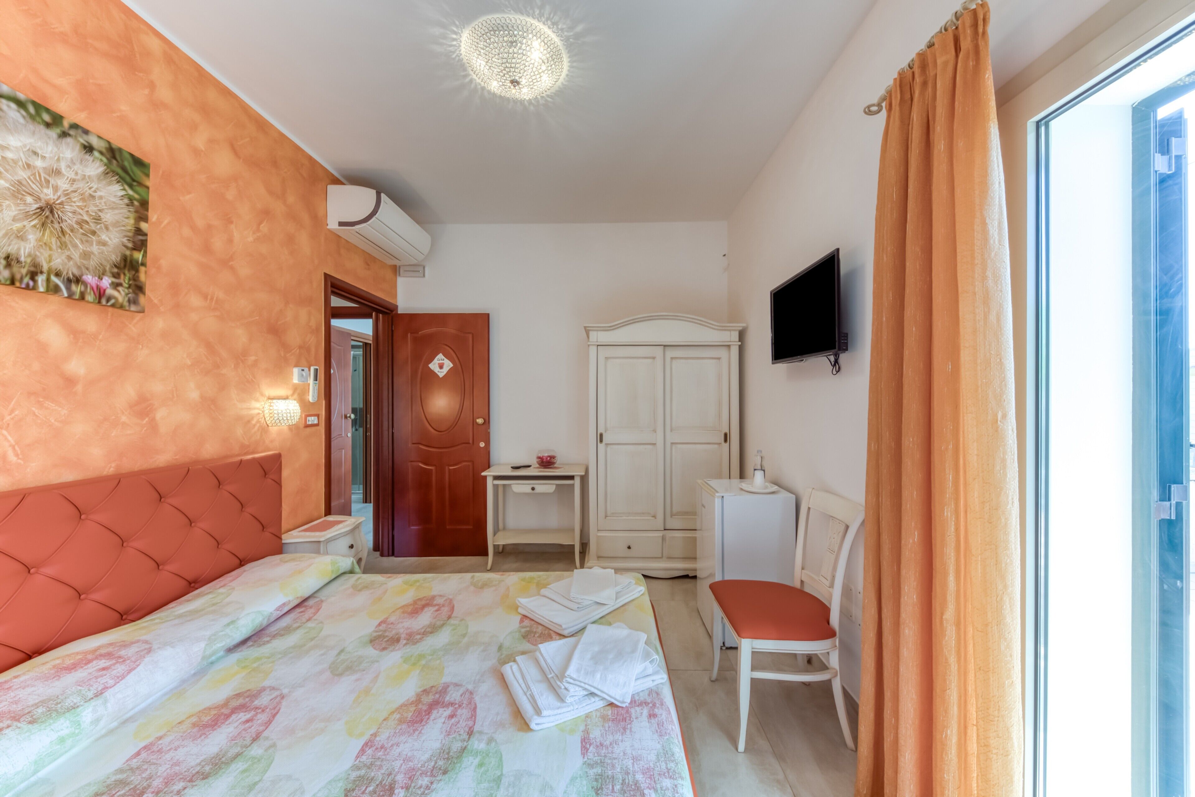 1 bedroom, free WiFi, bed sheets